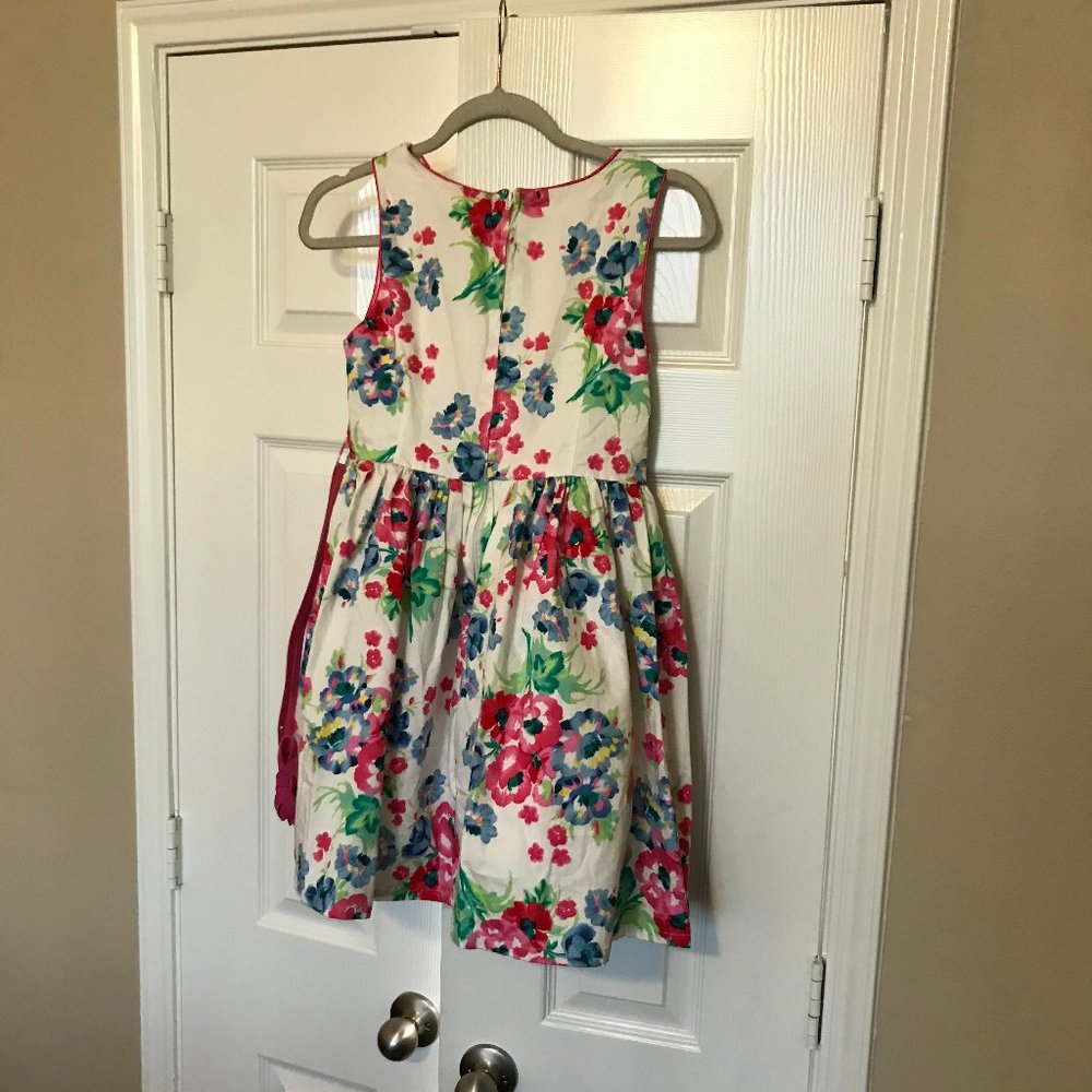 Beautiful Sleeve Less Flower Dress